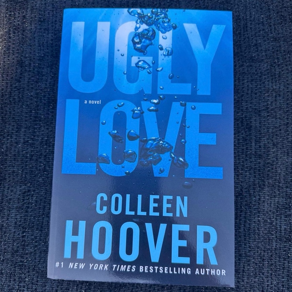 Ugly Love - Colleen Hoover Paperback Book
